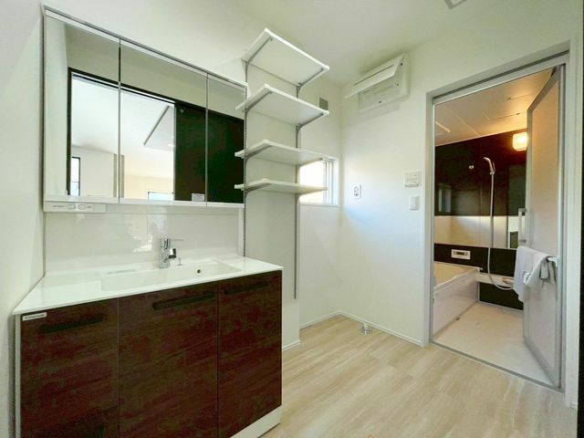 ��t���D���s�O�L�˒� �̐V�z��ˌ��Ă̐��ʑ�E���ʏ�