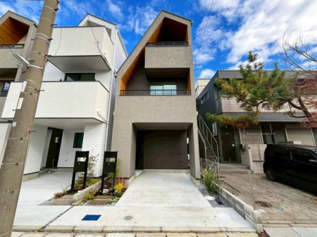 ��t���s��s�V�c2���ڂ̐V�z��ˌ��Ă̌��n�O�ώʐ^