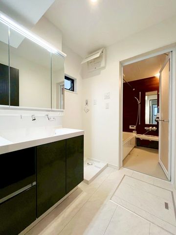 ��t�����ˎs���� �̒��È�ˌ��Ẵg�C��