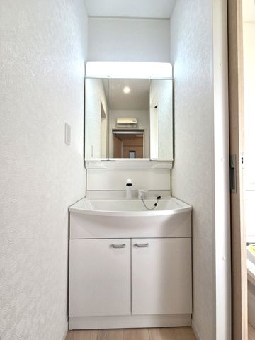 ��t���s��s�{�v��1���ڂ̐V�z��ˌ��Ẵg�C��