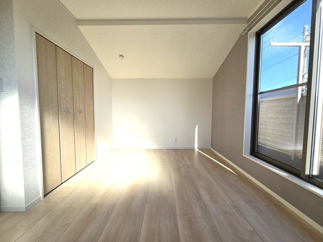 ��t���s��s�{�v��1���ڂ̐V�z��ˌ��Ă̂��̑�����