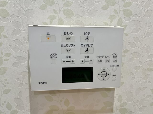 ��t���s��s���^��2���ڂ̒��Ã}���V�����̃g�C��