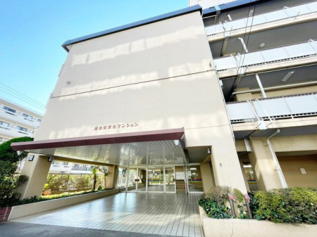 ��t���s��s�c�K4���ڂ̒��Ã}���V�����̃G���g�����X