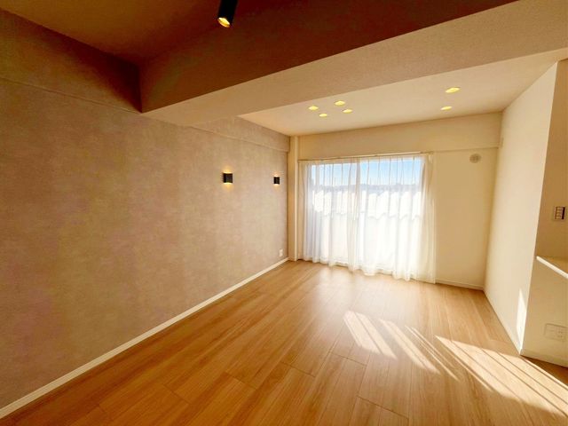 ��t���s��s�c�K4���ڂ̒��Ã}���V�����̃L�b�`��