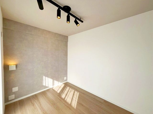 ��t���s��s�c�K4���ڂ̒��Ã}���V�����̎q������