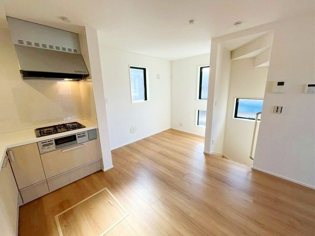 ��t���s��s�V�c1���ڂ̐V�z��ˌ��Ẵ��r���O