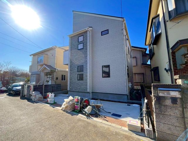 ��t���D���s����8���ڂ̐V�z��ˌ��Ă̌��n�O�ώʐ^