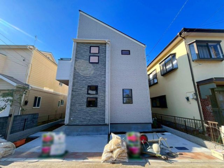 ��t���D���s����8���ڂ̐V�z��ˌ��Ă̌��n�O�ώʐ^