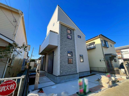 ��t���D���s����8���ڂ̐V�z��ˌ��Ă̌��n�O�ώʐ^