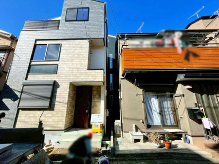 ��t���s��s�V��1���ڂ̐V�z��ˌ��Ă̌��n�O�ώʐ^