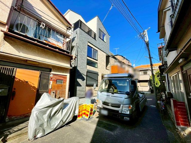 ��t���s��s�V��1���ڂ̐V�z��ˌ��Ă̌��n�O�ώʐ^