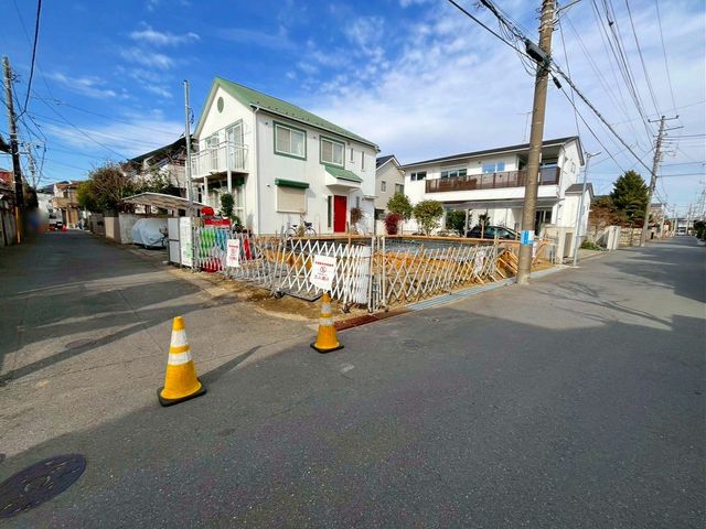 ��t���s��s����6���ڂ̐V�z��ˌ��Ă̌��n�O�ώʐ^