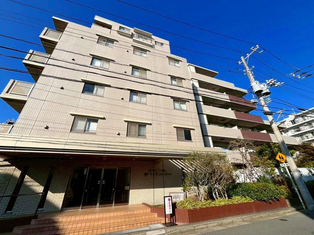 ��t���D���s�{���R6���ڂ̒��Ã}���V�����̌��n�O�ώʐ^