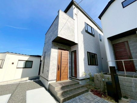 ��t���D���s����1���ڂ̐V�z��ˌ��Ă̌��n�O�ώʐ^