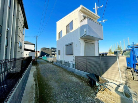 ��t���s��s����1���ڂ̐V�z��ˌ��Ă̌��n�O�ώʐ^