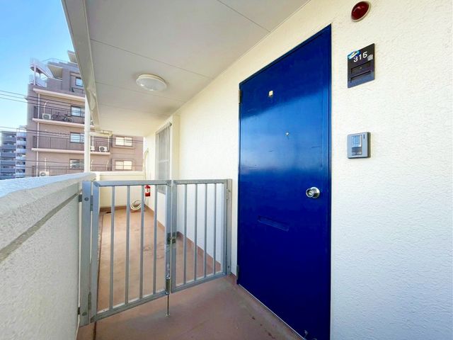 ��t���s��s�S��3���ڂ̒��Ã}���V�����̃o���R�j�[