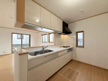 ��t���D���s�匊��2���ڂ̒��È�ˌ��ẴL�b�`��