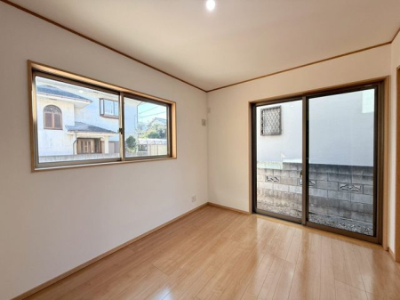 ��t���D���s�匊��2���ڂ̒��È�ˌ��Ă̂��̑�����