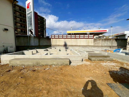 ��t�����ˎs�O���3���ڂ̐V�z��ˌ��Ă̌��n�O�ώʐ^