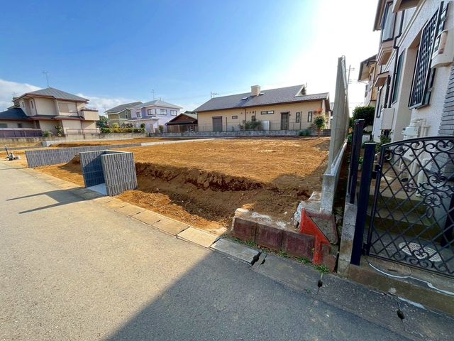 ��t�����ˎs��\���I���u�ˎR�� �̐V�z��ˌ��Ă̌��n�O�ώʐ^