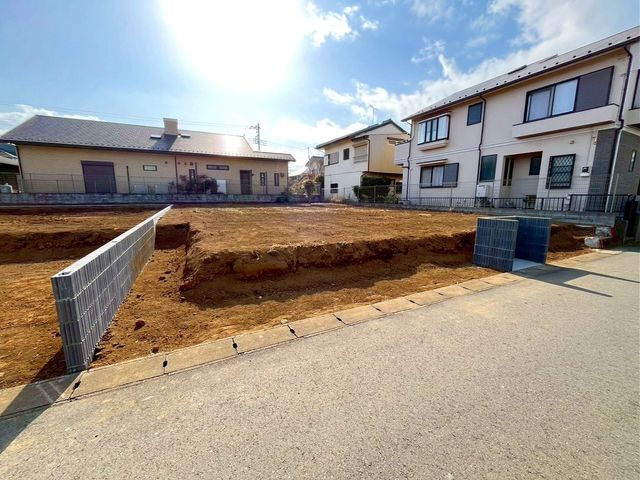 ��t�����ˎs��\���I���u�ˎR�� �̐V�z��ˌ��Ă̌��n�O�ώʐ^