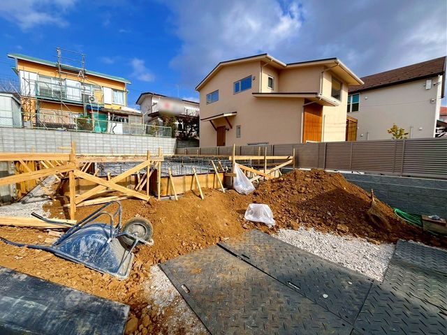 ��t�����ˎs�H�R �̐V�z��ˌ��Ă̌��n�O�ώʐ^