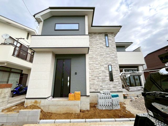 ��t���D���s��R��2���ڂ̐V�z��ˌ��Ă̌��n�O�ώʐ^