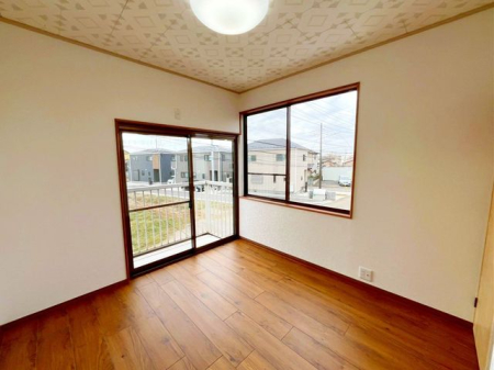 ��t���D���s�O�L�˒� �̒��È�ˌ��Ă̎q������