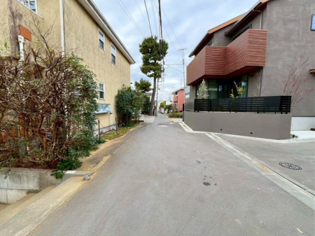 ��t���s��s����2���ڂ̐V�z��ˌ��Ă̌��n�O�ώʐ^