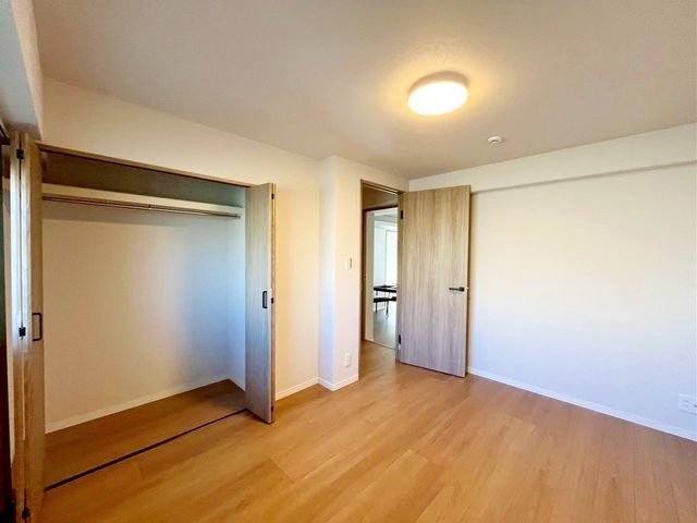 ��t���s��s����2���ڂ̒��Ã}���V�����̎q������