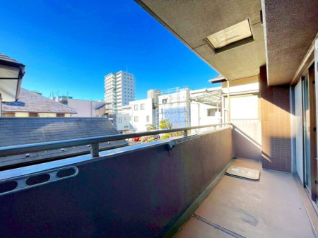 ��t���s��s�V�c5���ڂ̒��Ã}���V�����̃o���R�j�[