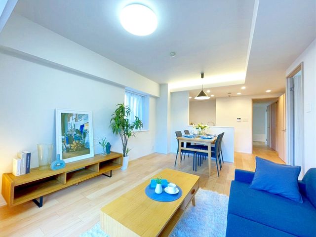 ��t���s��s�V�c5���ڂ̒��Ã}���V�����̃��r���O