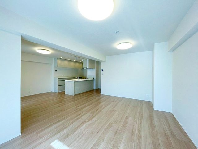 ��t���D���s���1���ڂ̒��Ã}���V�����̃��r���O