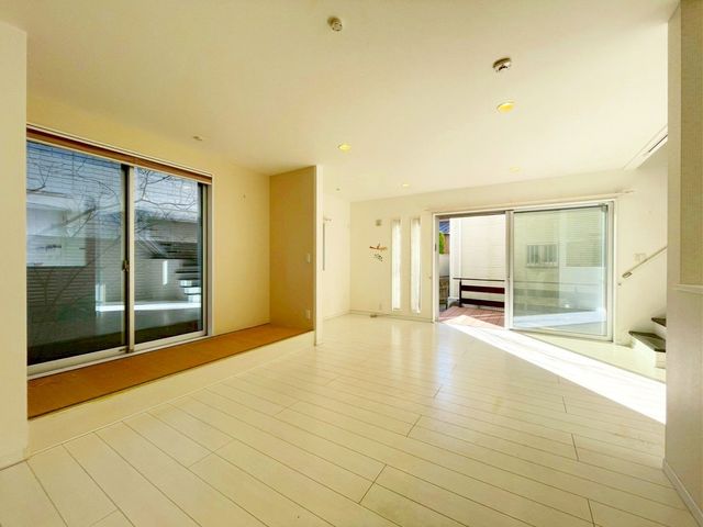 ��t���s��s����5���ڂ̒��È�ˌ��Ẵ��r���O