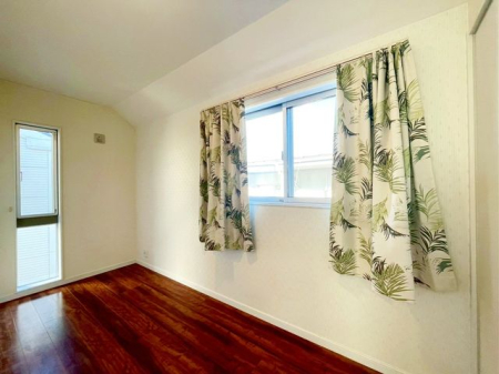 ��t���s��s����5���ڂ̒��È�ˌ��Ă̐Q��