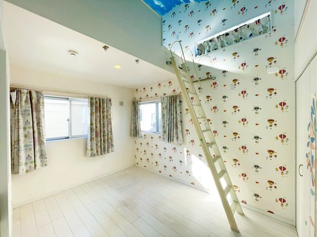 ��t���s��s����5���ڂ̒��È�ˌ��Ă̎q������