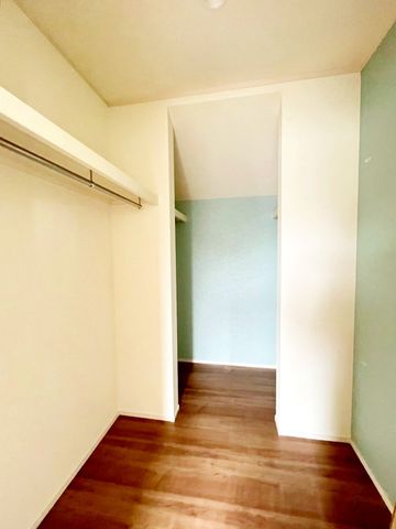 ��t���s��s�{�v��4���ڂ̐V�z��ˌ��Ă̎��[