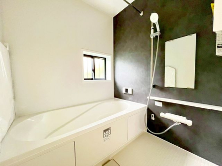 ��t���s��s�{�v��4���ڂ̐V�z��ˌ��Ă̗���