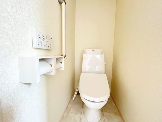 ��t���s��s�{�v��4���ڂ̐V�z��ˌ��Ẵg�C��