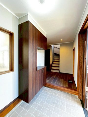 ��t���s��s���䒬1���ڂ̒��È�ˌ��Ẵo���R�j�[