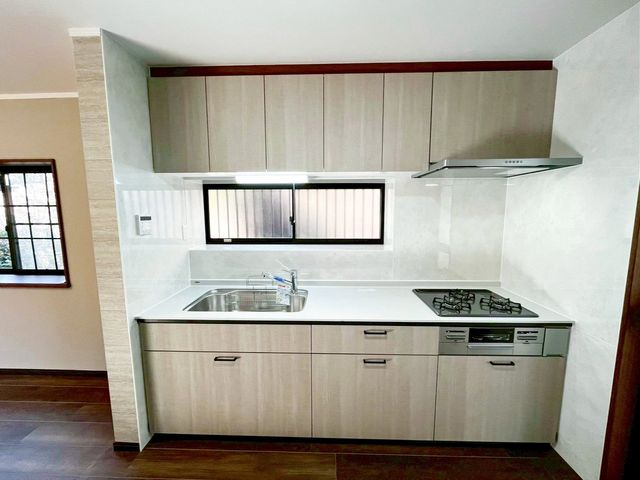 ��t���s��s���䒬1���ڂ̒��È�ˌ��Ă̐��ʑ�E���ʏ�