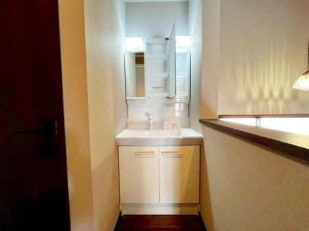 ��t���s��s���䒬1���ڂ̒��È�ˌ��Ẵg�C��