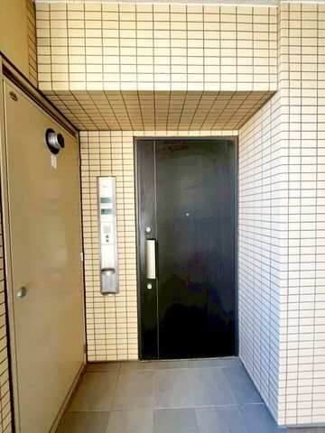 ��t���D���s�Í�2���ڂ̒��Ã}���V�����̃o���R�j�[