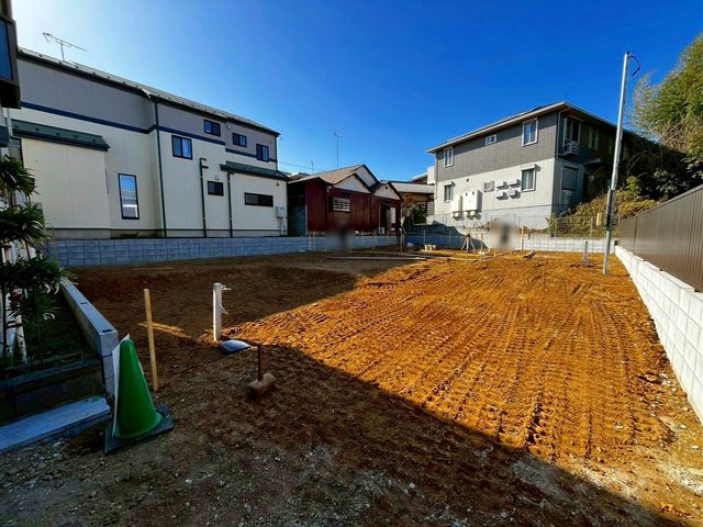 ��t���s��s�k��3���ڂ̐V�z��ˌ��Ă̌��n�O�ώʐ^