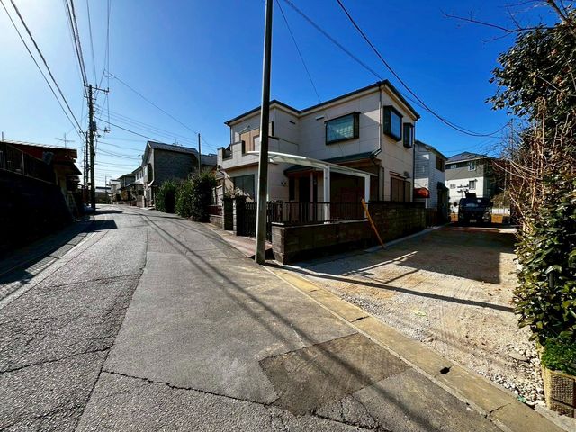 ��t���s��s�k��3���ڂ̐V�z��ˌ��Ă̌��n�O�ώʐ^