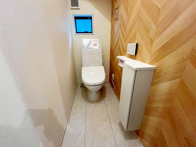 ��t�����ˎs��ʖx �̐V�z��ˌ��Ẵg�C��