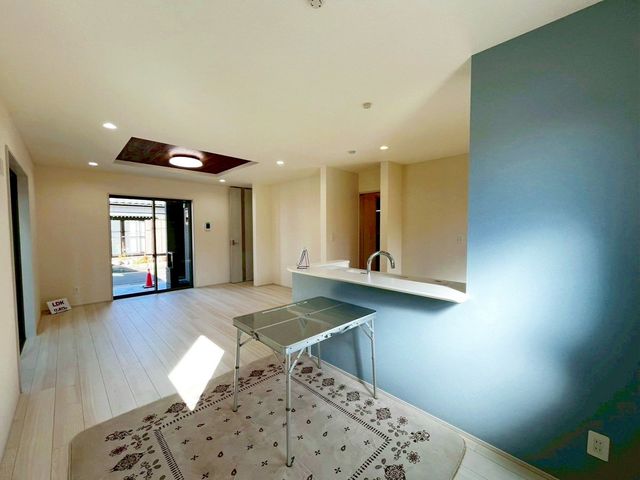 ��t�����ˎs��ʖx �̐V�z��ˌ��Ẵ��r���O