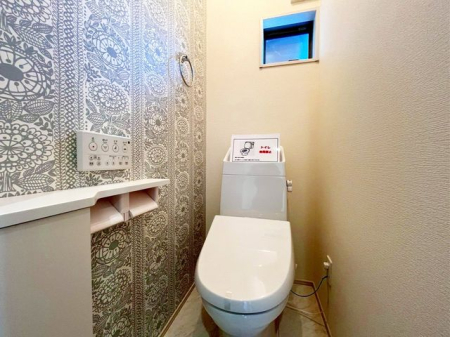 ��t�����ˎs��ʖx �̐V�z��ˌ��Ẵg�C��