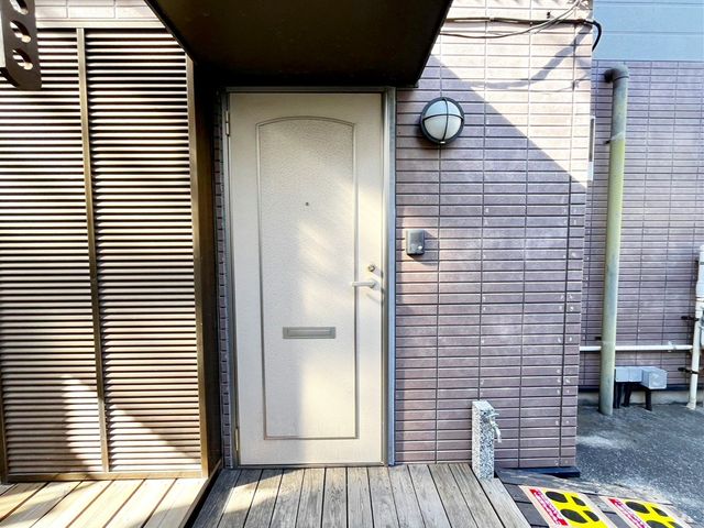 ��t���s��s�^��1���ڂ̒��È�ˌ��Ẵo���R�j�[