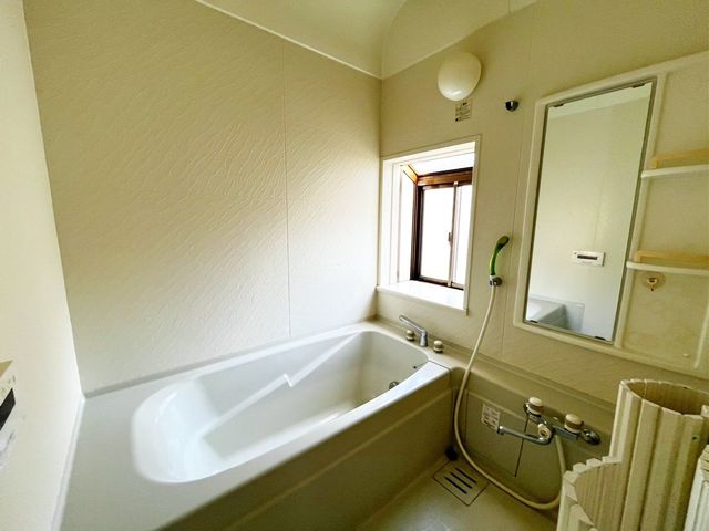 ��t���s��s�^��1���ڂ̒��È�ˌ��Ă̐��ʑ�E���ʏ�